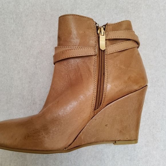 Bin 3C Chinese Laundry Leather Wedge Ankle Bootie Size 6 - Picture 3 of 6